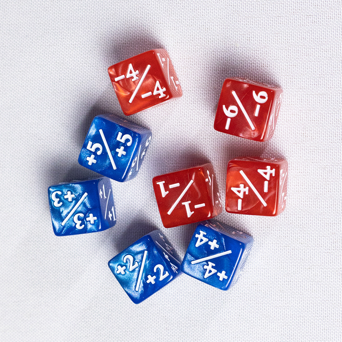 GEM Dice Set D6 Counters - Perolado - Vermelho // Azul - Imagem 3